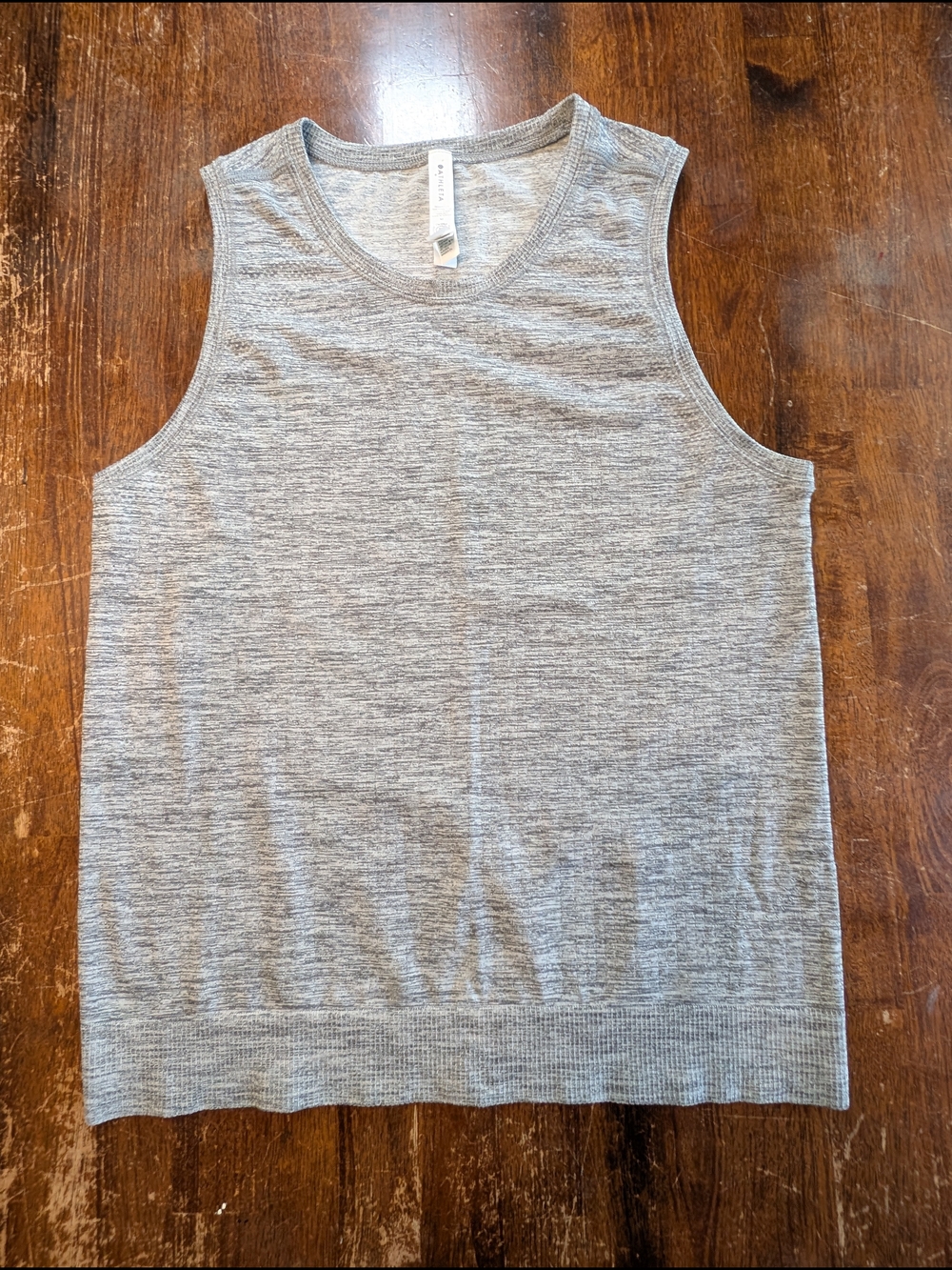 Athleta Tank Top Gray Womens Medium Sleeveless Lightweight Activewear Athleisure